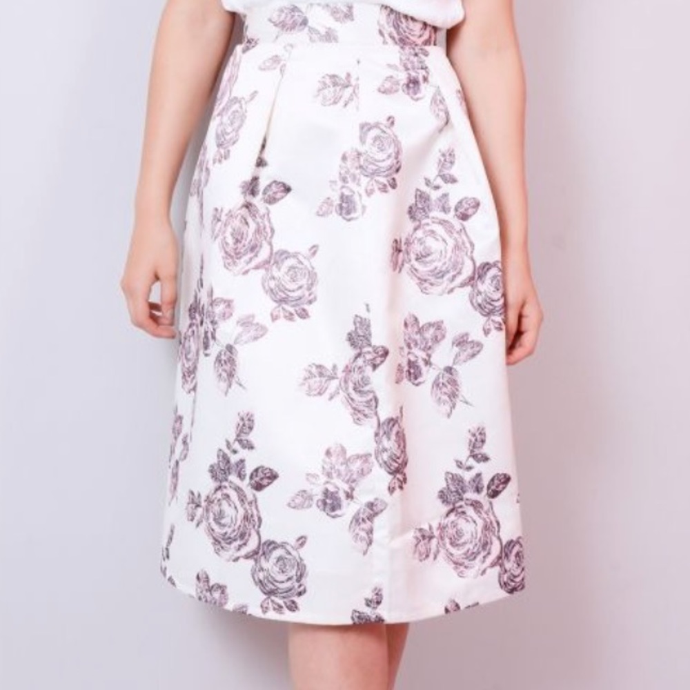 🎉Floral Pleated Midi High Waisted Skirt!